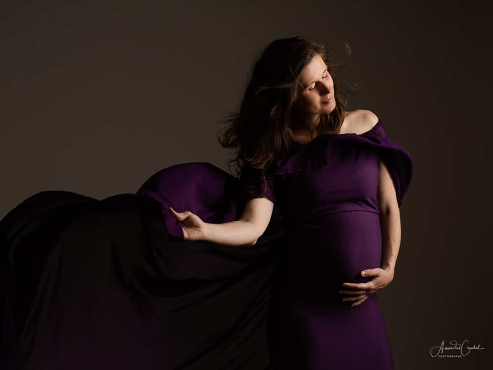 robe de grossesse violette